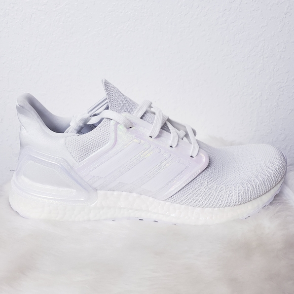 🚫SOLD🚫 Adidas men's ultraboost 20 FW8721 Running Shoes - Picture 3 of 16